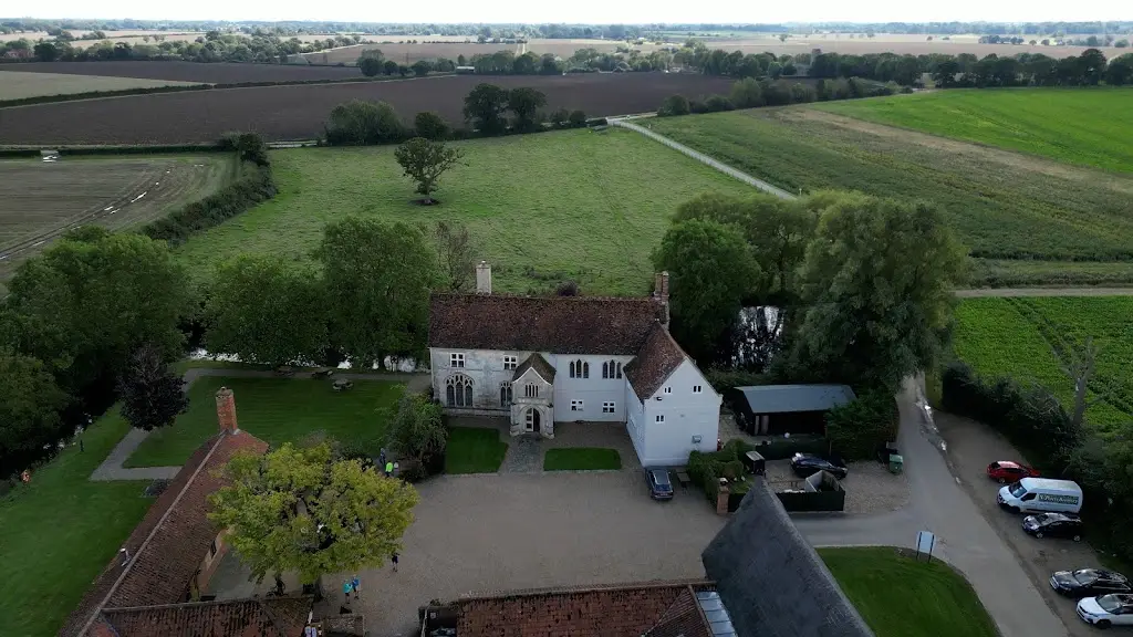 Keri Hutchins_St Peter's Hall_Bungay_review