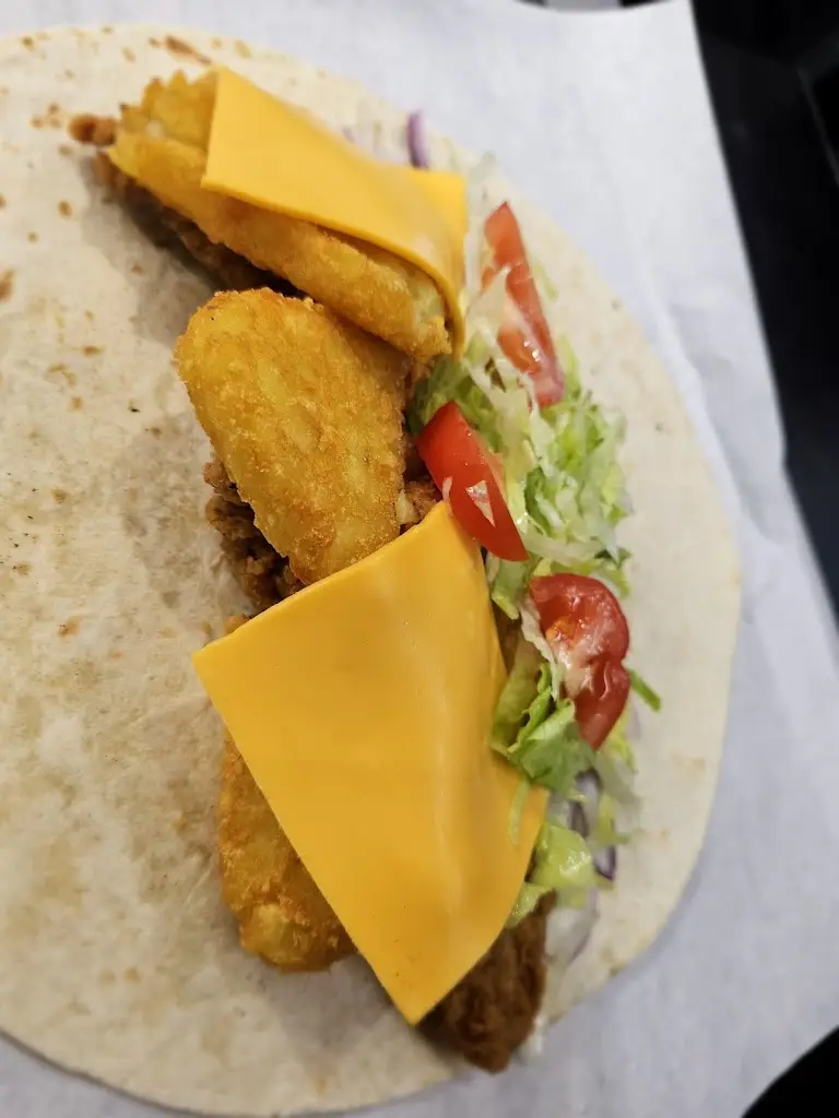 Menu_Golden Pizza Earsham_Bungay_image_7