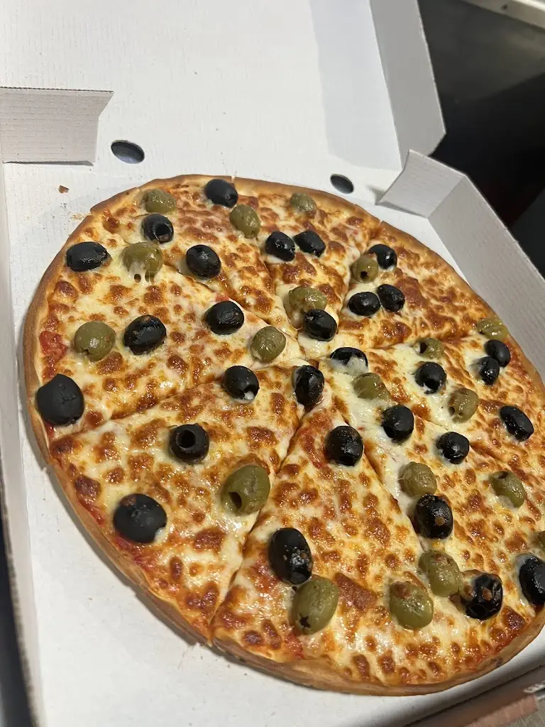 Menu_Golden Pizza Earsham_Bungay_image_8