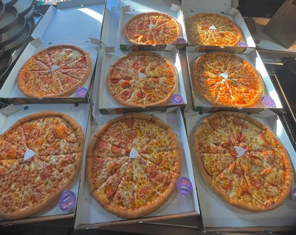 Golden Pizza Earsham_Bungay_slider_image_3