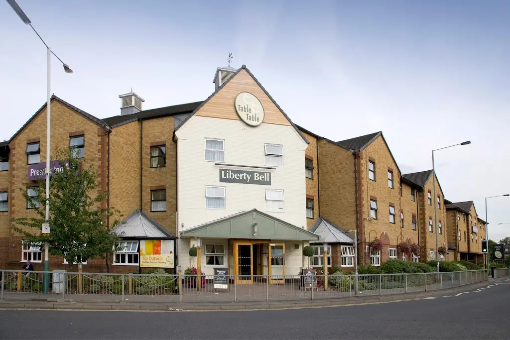 Premier Inn Romford Central (Mercury Gardens) hotel ristorante a Bulphan