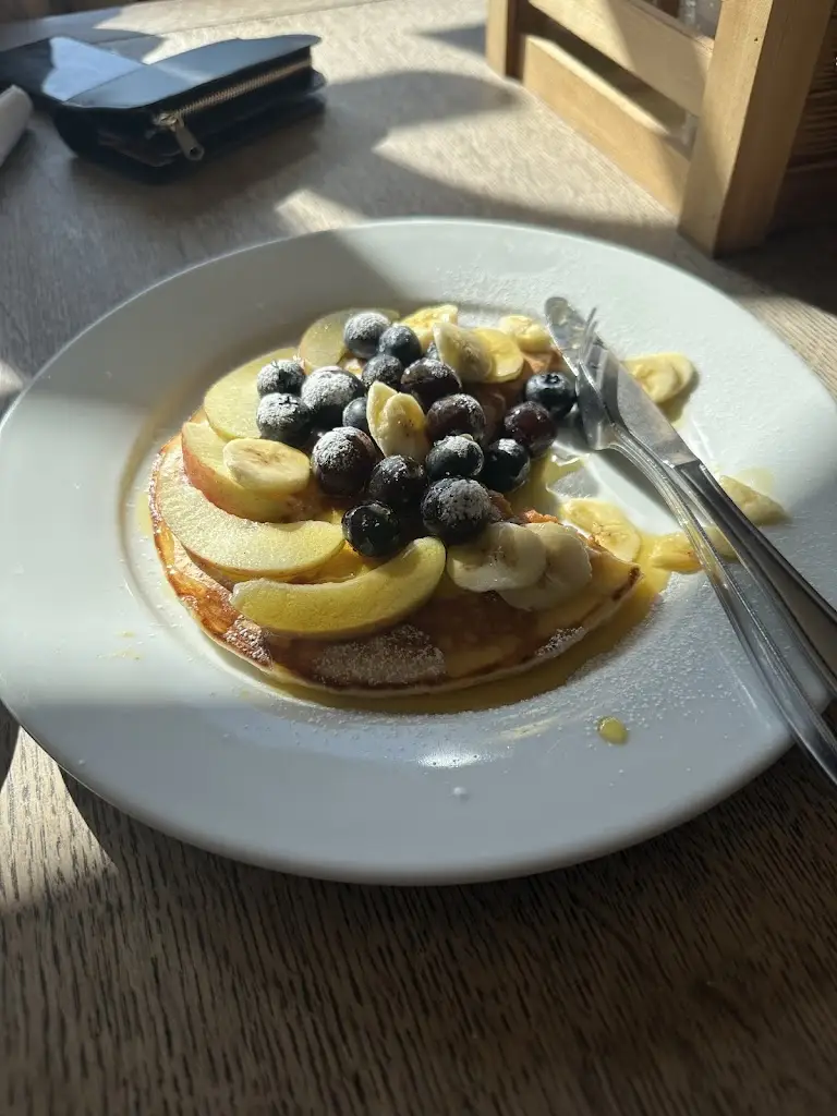 Martin Falaniko_Farm Cafe-A_Bulphan_review