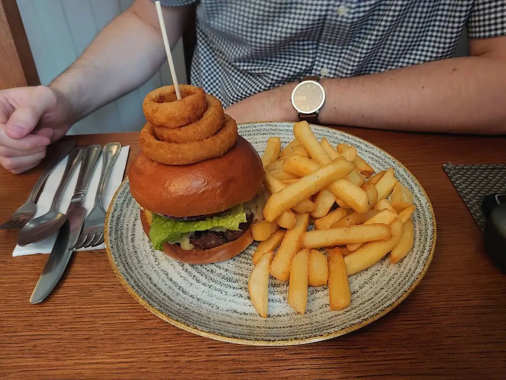 Menu_The Olde Dog Inn_Bulphan_image_9