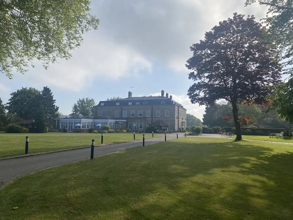 Nicola Vanderwert_Orsett Hall Hotel, Restaurant & Spa_Bulphan_review