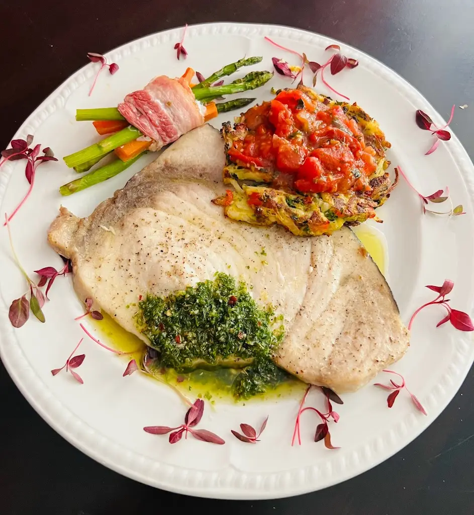 Gino’s Taverna_Bulphan_slider_image_3