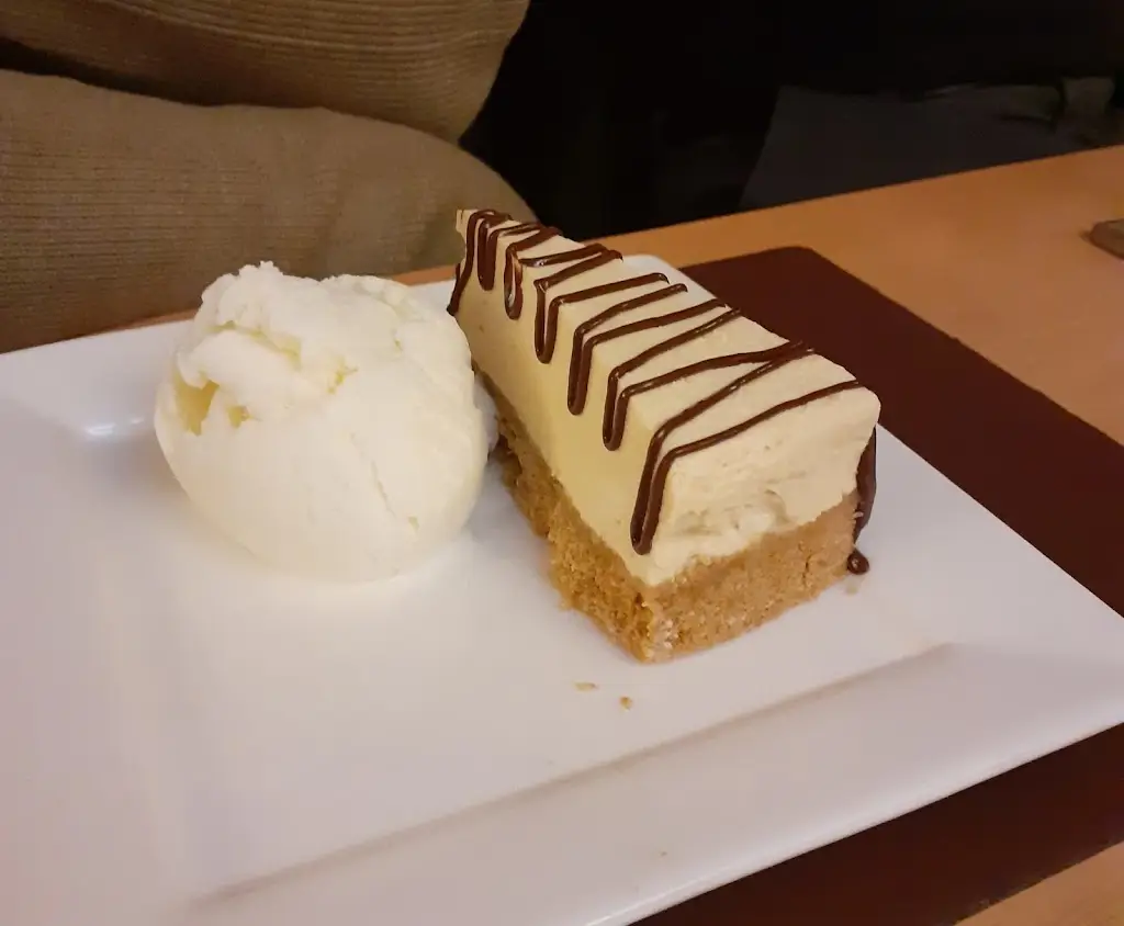 Helen Rodriquez_Nineteen Restaurant and Bar_Burstwick_review