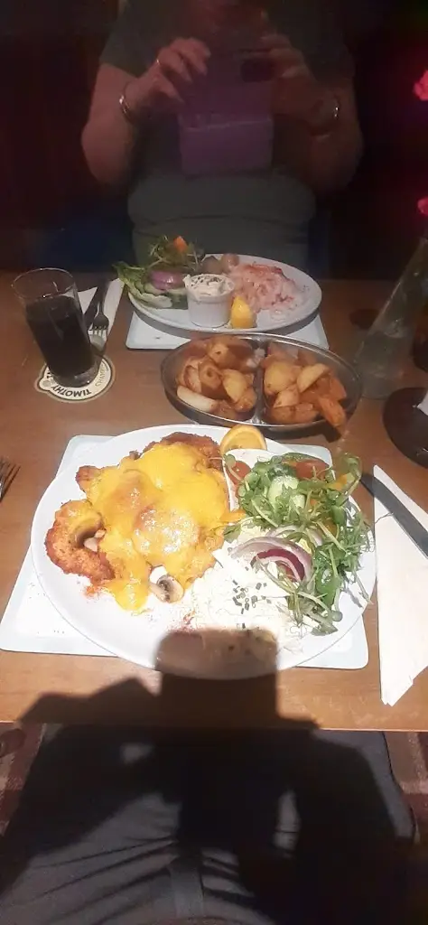 Menu_The Oak Wheel Pub_Burniston_image_8