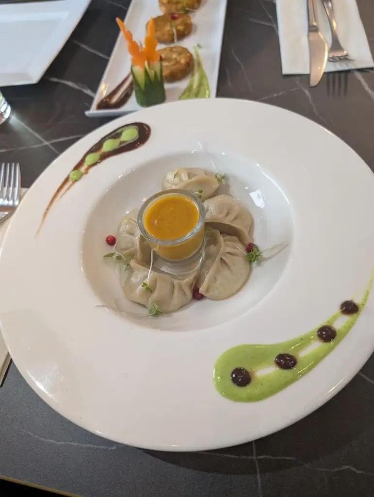 Himalayan Yak_Burton_slider_image_2