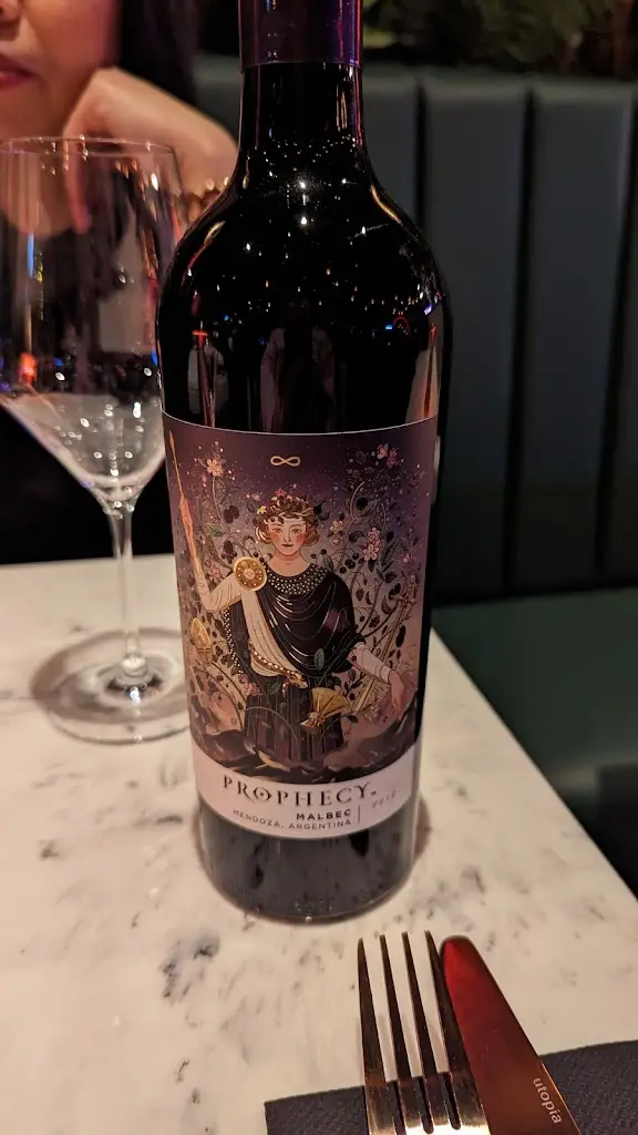 Menu_Isabel's Restaurant & Bar_Burton_image_7