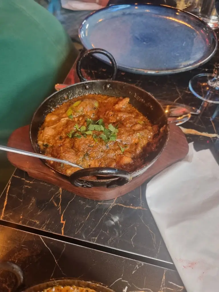 Menu_Mumbai Village_Burley in Wharfedale_immagine_4