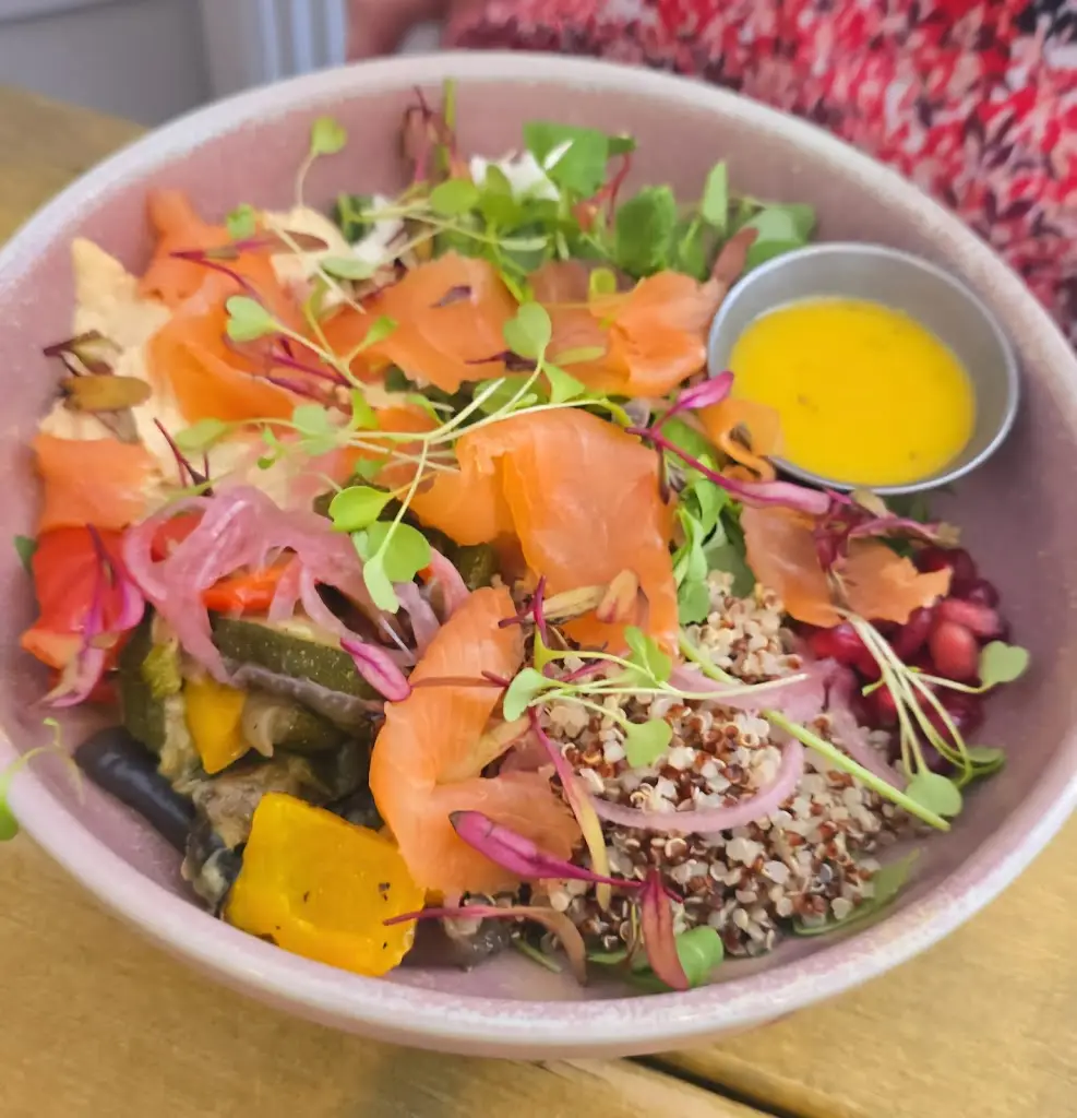 Jeanelle Hartley_Arlo_Burley in Wharfedale_review