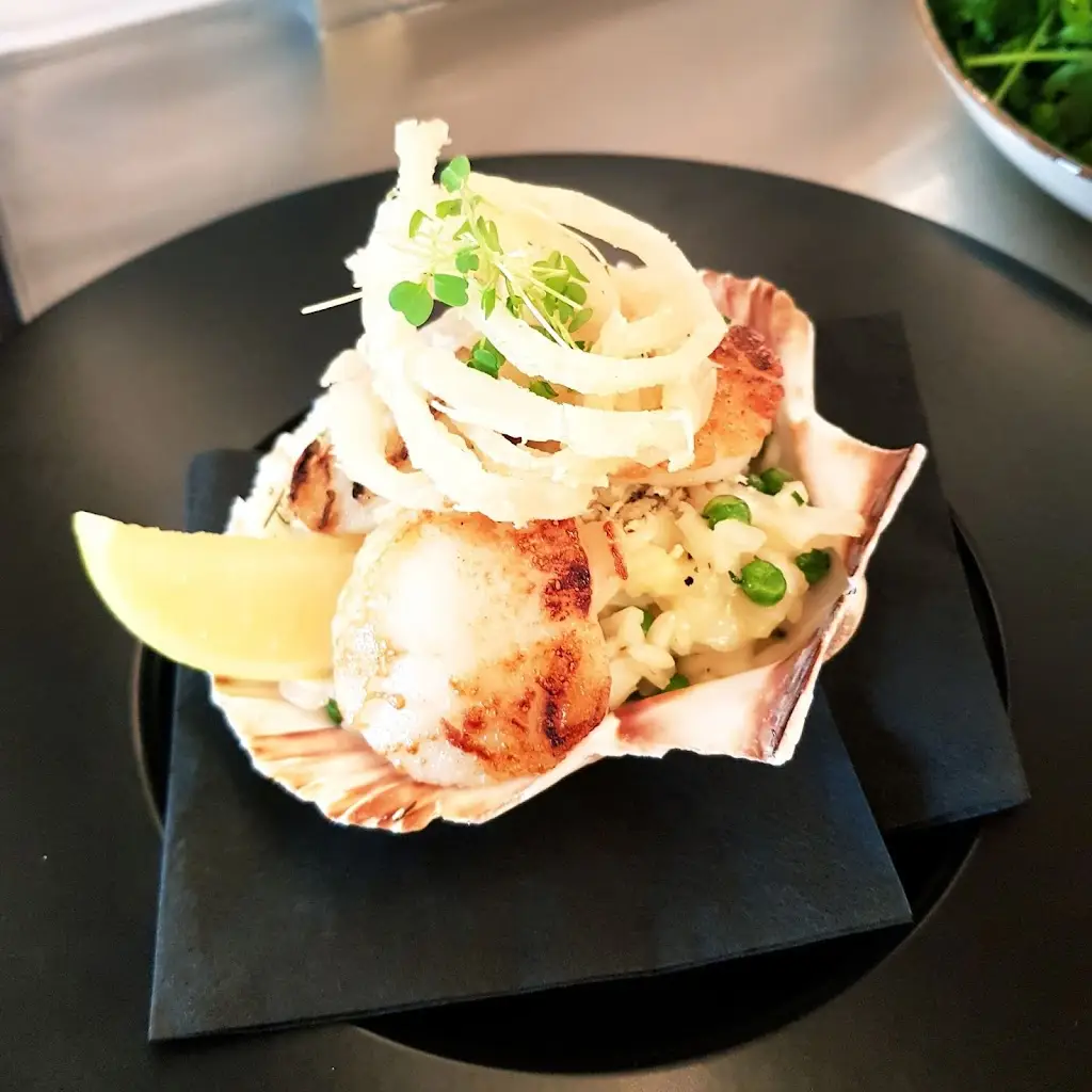 Menu_The Queens Head_Burley in Wharfedale_image_7