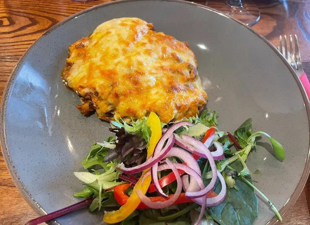 Barry Johnson_Red Lion Hotel_Burley in Wharfedale_reseña