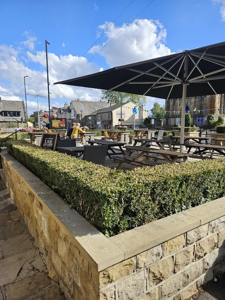 Lynne O Grady_Red Lion Hotel_Burley in Wharfedale_reseña