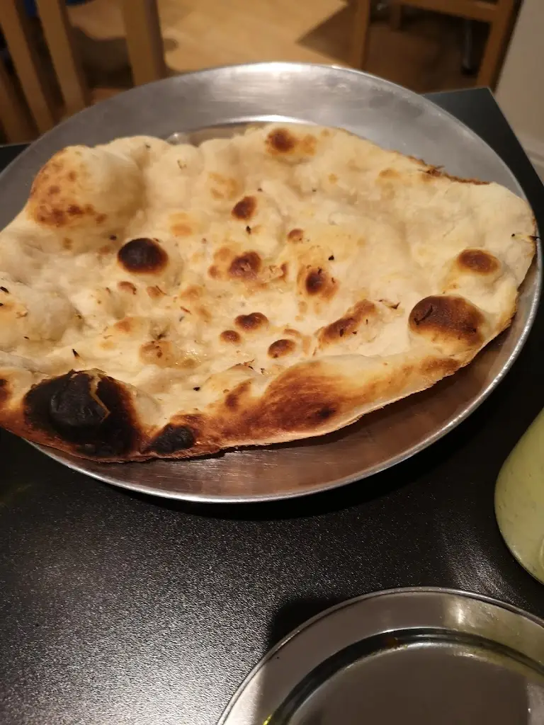 Steven Goldthorp_Moghul Burley_Burley in Wharfedale_review