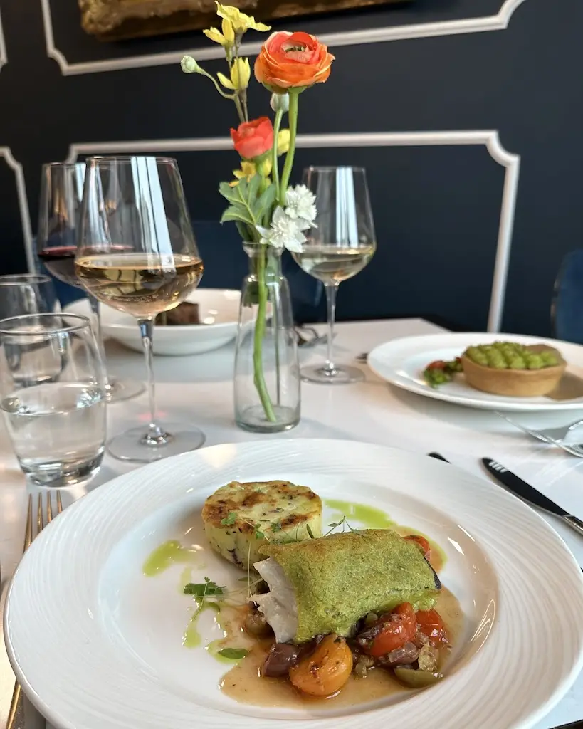 The Clevedon Restaurant_Burley in Wharfedale_slider_image_2