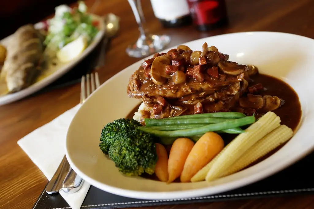 Menu_The Greyhound Inn_Burton on the Wolds_immagine_9