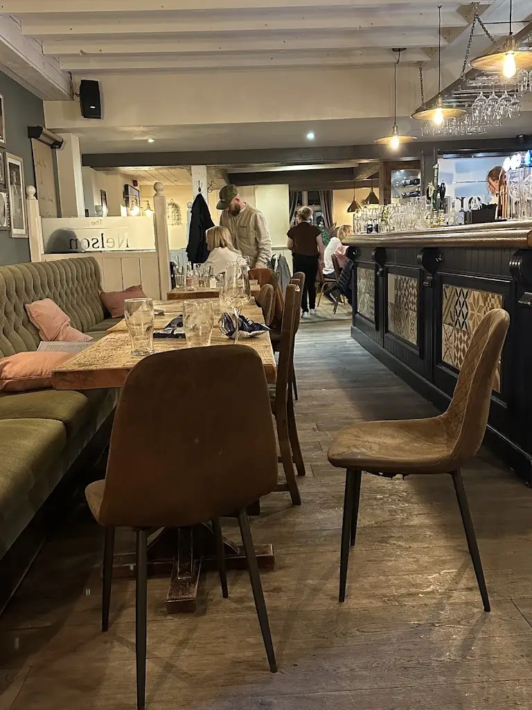 Finn Lomax_The Nelson_Burton Joyce_review