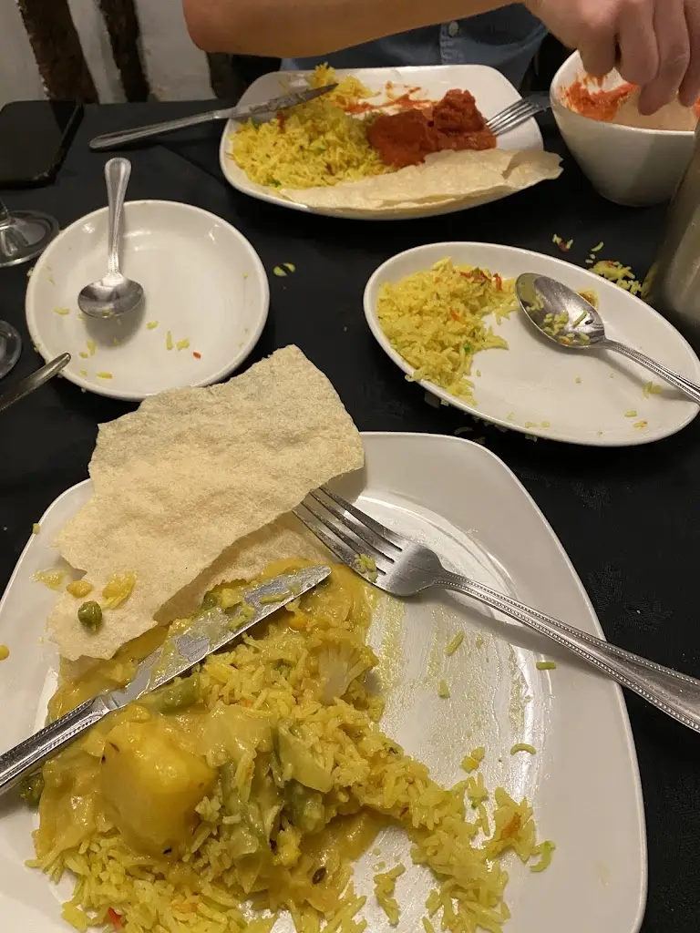 Wayne Dunn_Ampthill Tandoori_Ampthill_review