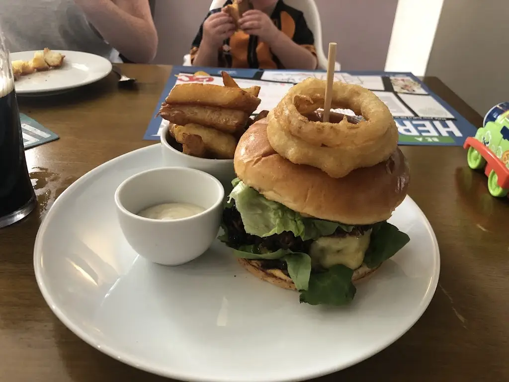 Andy Mackie_The Nancy Inn_Burton Pidsea_review