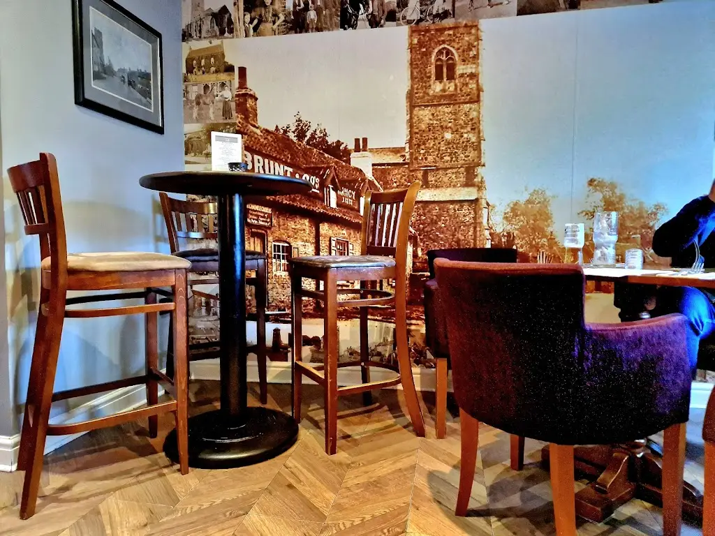 The Nancy Inn_Burton Pidsea_slider_image_1