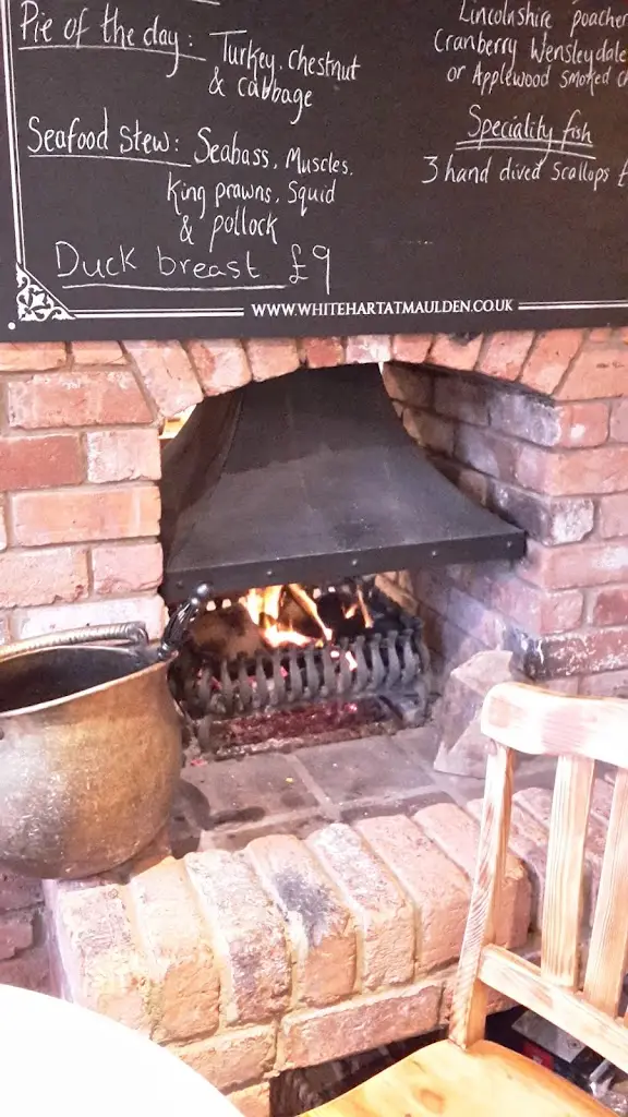 Menu_The White Hart at Maulden_Ampthill_image_2