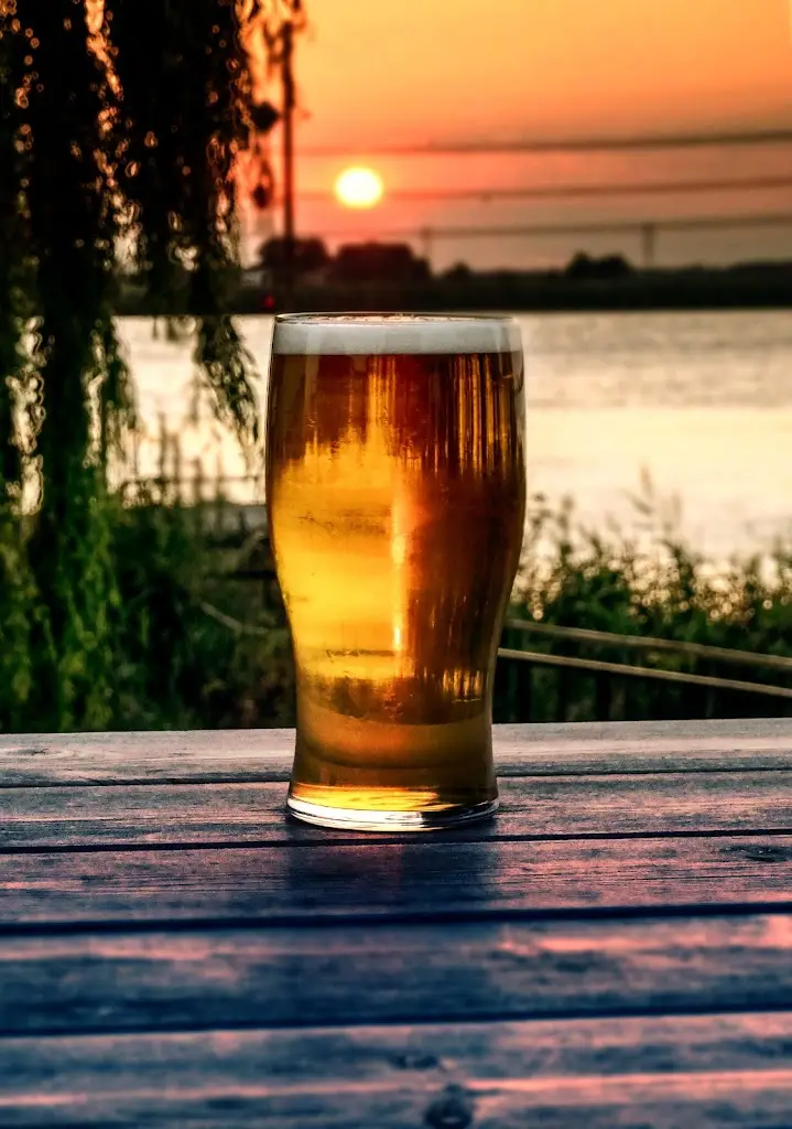 Menu_Ferry House Inn_Burton upon Stather_image_1