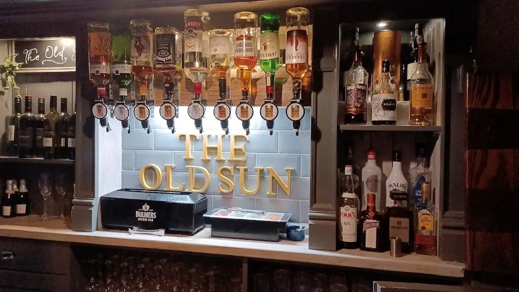 Lawrence J_The Old Sun_Ampthill_review