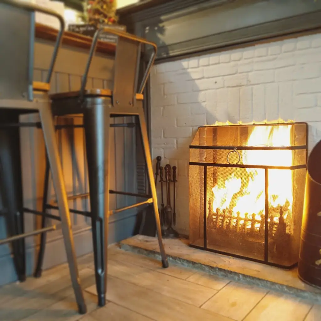 Kirsty Smith_The Old Sun_Ampthill_review