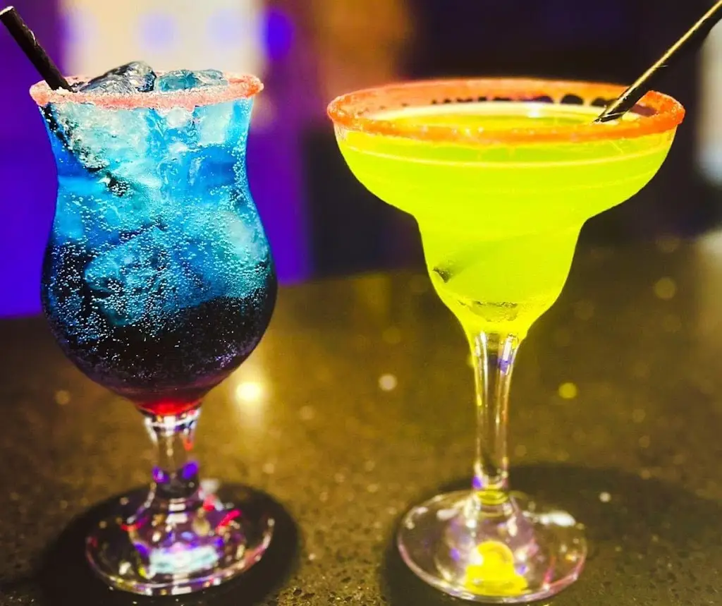 Sgt. Peppers Restaurant_Burnham-on-Crouch_slider_image_2