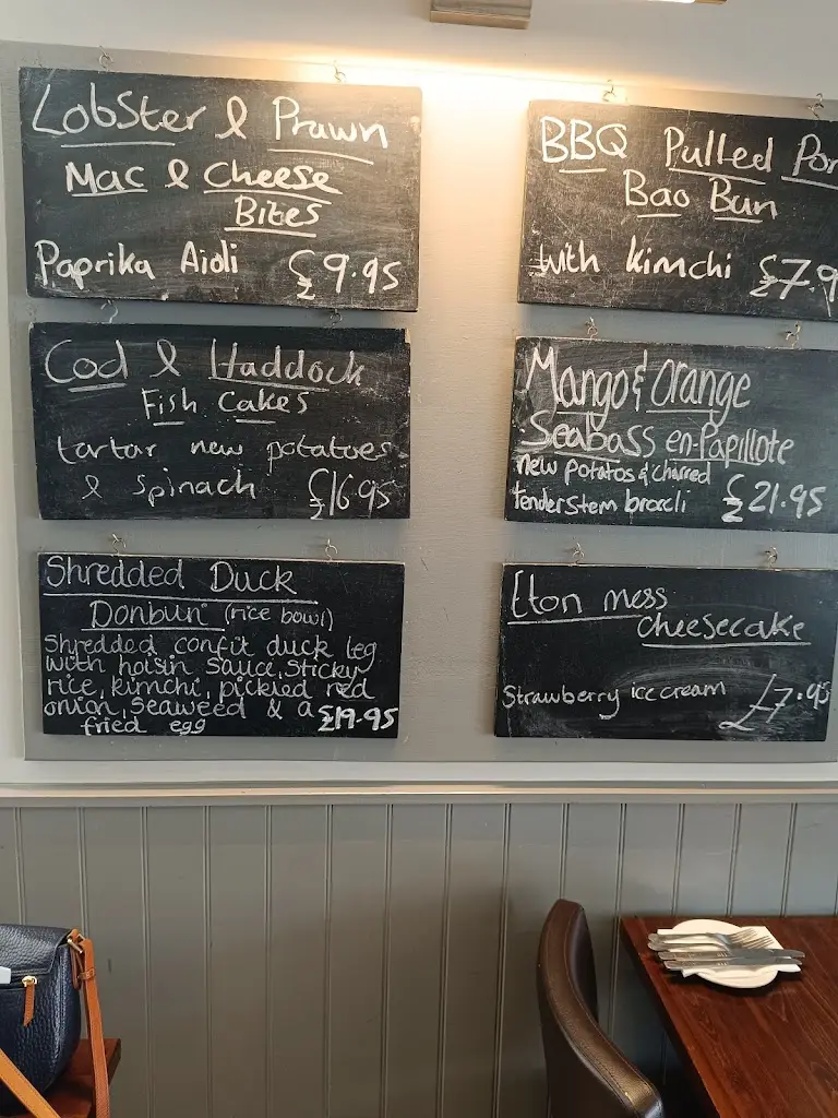 Menu_The Oyster Smack Inn_Burnham-on-Crouch_image_1