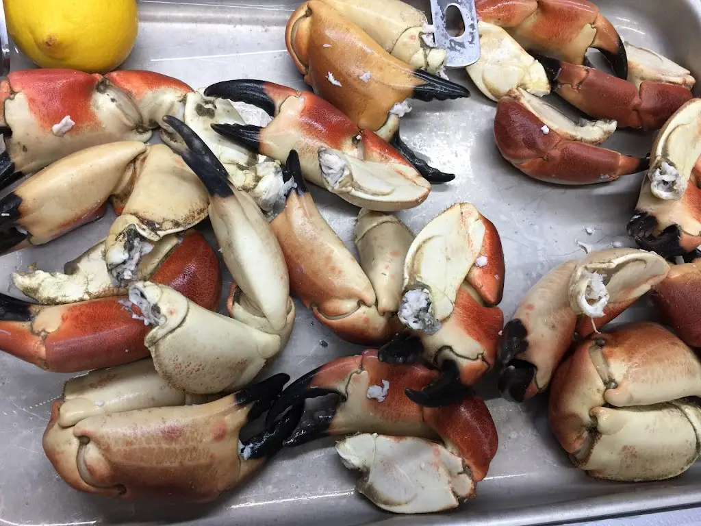 Burnham Seafood and Oyster Bar_Burnham-on-Crouch_slider_image_3