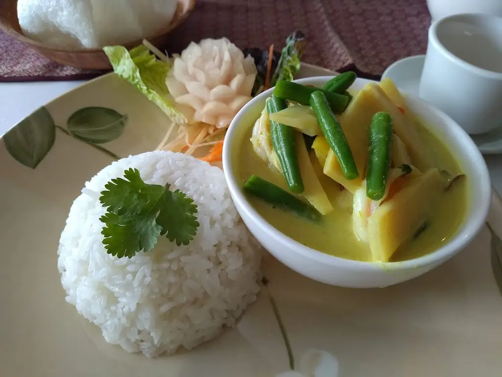 Menu_Ruam Thai Restaurant_Burnham-on-Crouch_image_3