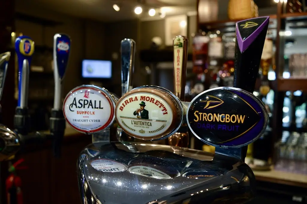 Menu_The Victoria Inn_Burnham-on-Crouch_image_8