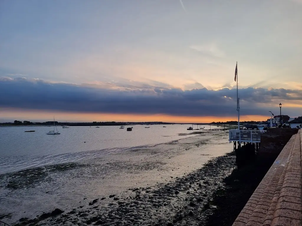 Kathryn Waite_The Anchor Hotel_Burnham-on-Crouch_review