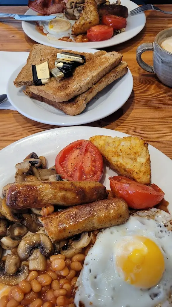 Rebecca Lee_Parlour Cafe_Burnham-on-Crouch_review
