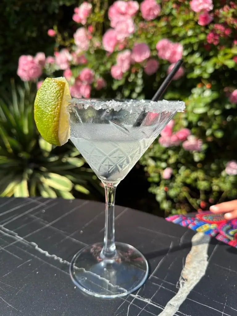 Emma Wiltshire_Azar Lounge_Burnham-on-Crouch_review