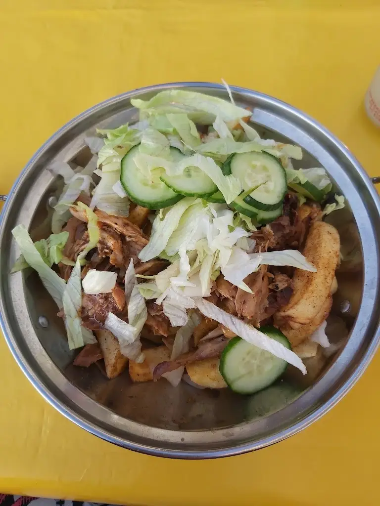 Karen Routledge_Woodies Corner_Burnham-on-Crouch_review