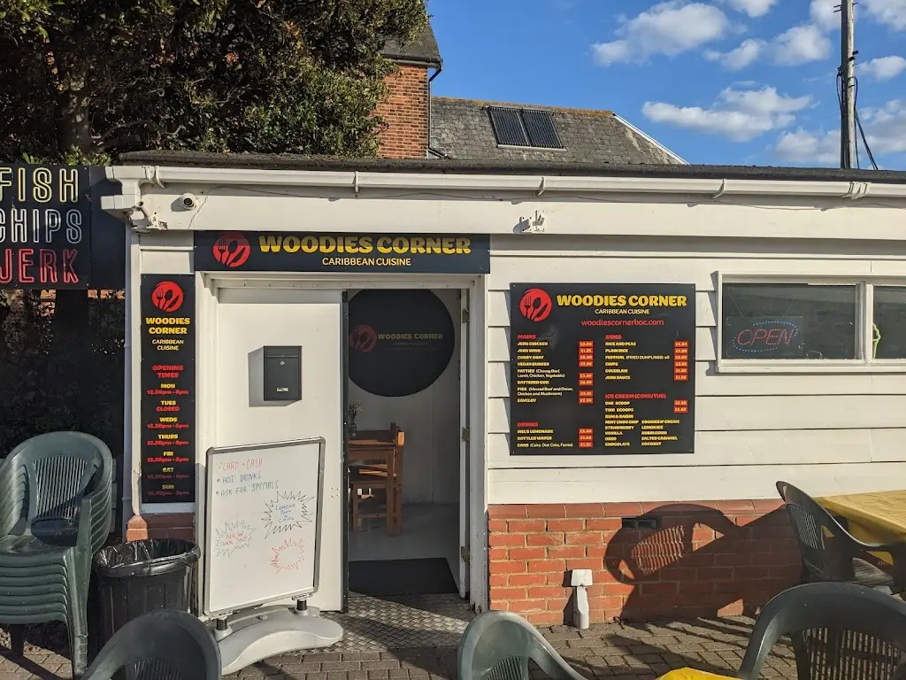 Woodies Corner_Burnham-on-Crouch_slider_image_3