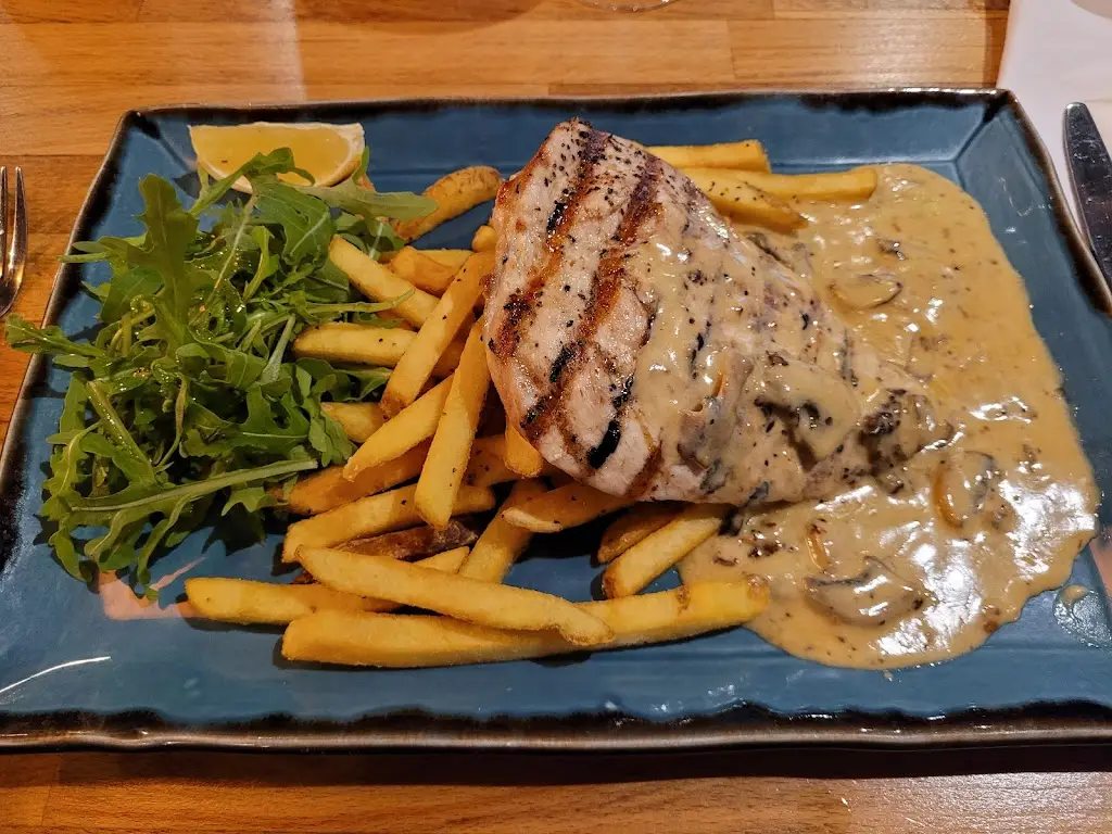 Jenny Edington_Piazza_Amesbury_review