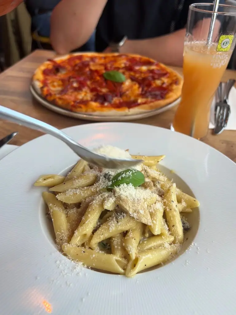 Piazza_Amesbury_slider_image_2