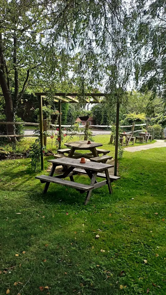 Karen Whitby_The Wheel Inn,_Burwash_recensione