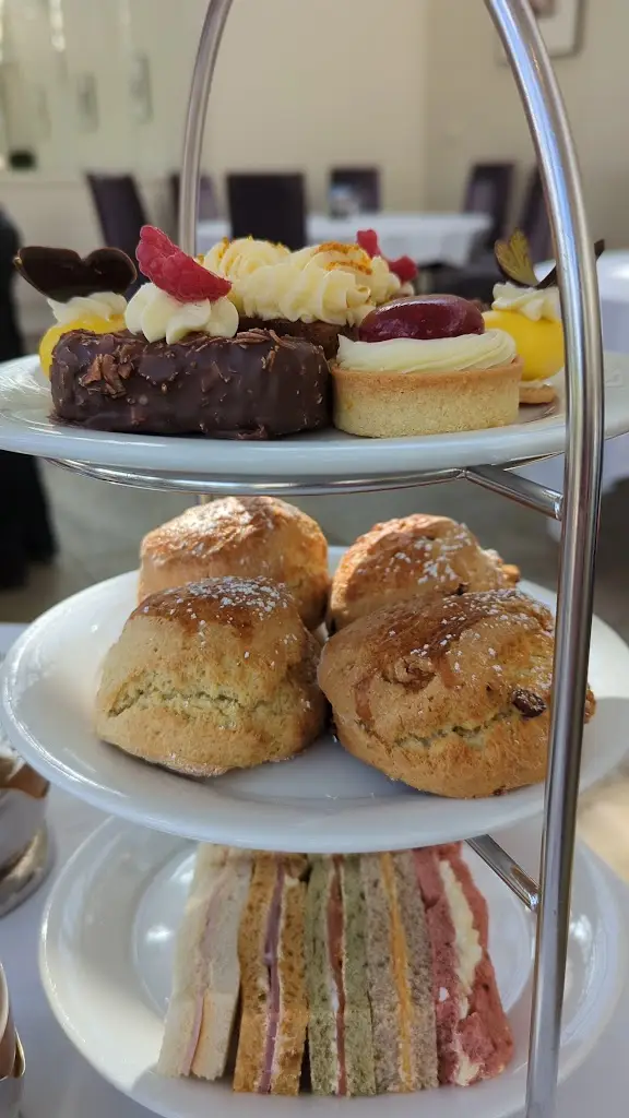 herm dig_Buxted Park Hotel_Buxted_review