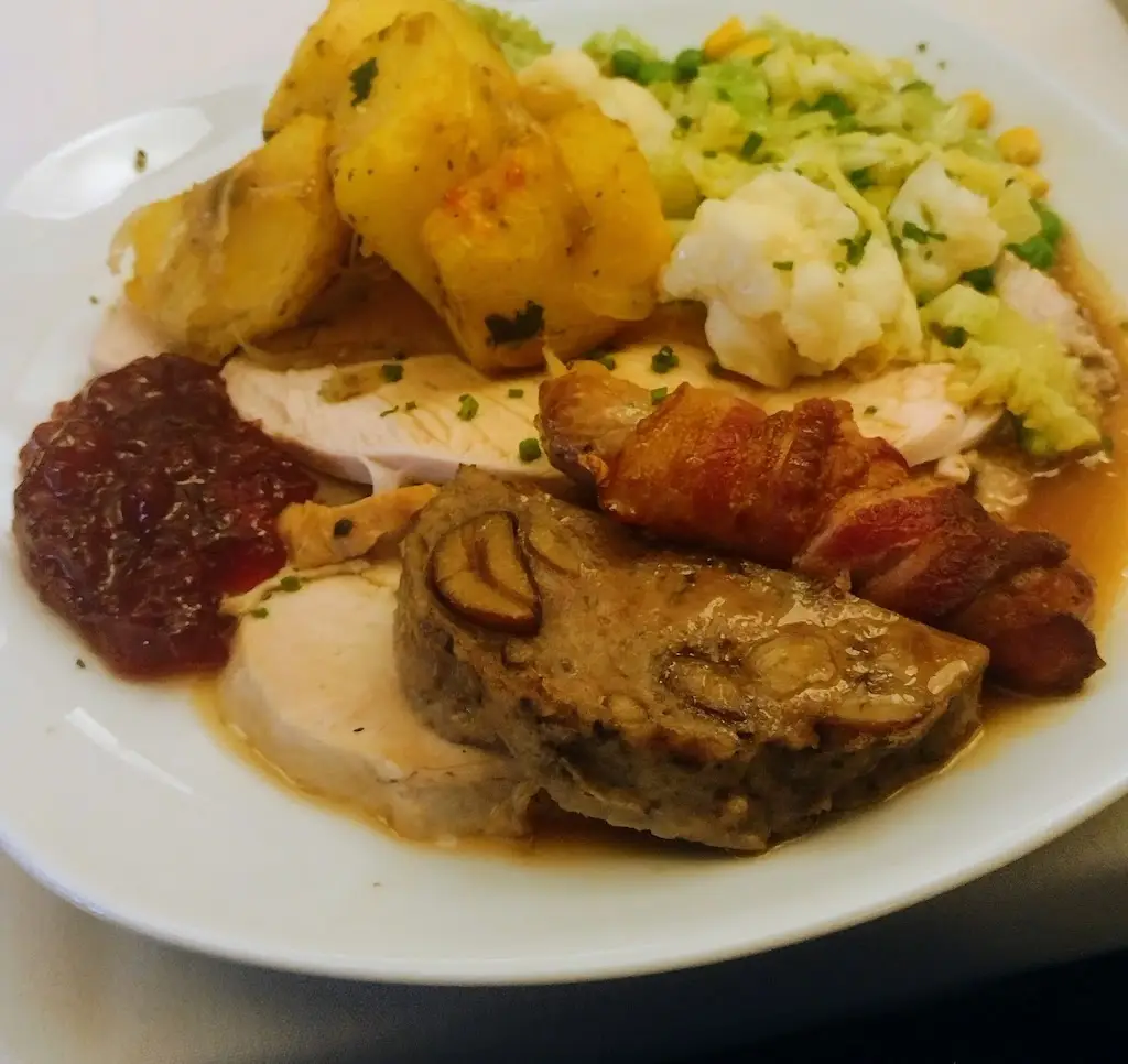 Angey Cummins_Blue Check Restaurant_Bushey_review