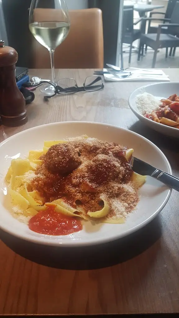 Menu_Zaza_Bushey_imagen_6