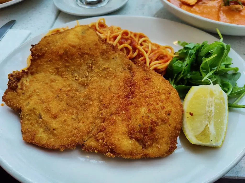 suvinee vats_Barracuda_Bushey_reseña