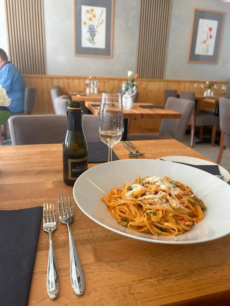 Parijata Santolamazza _La Casa_Bushey_review