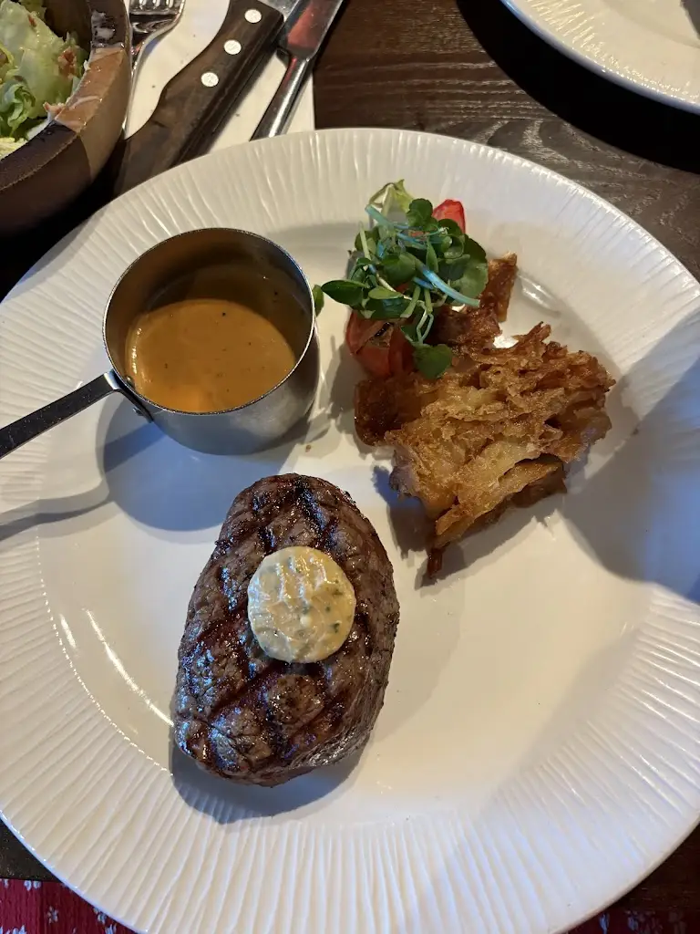 Jolene Cussell_Miller & Carter Southampton_Bursledon_review