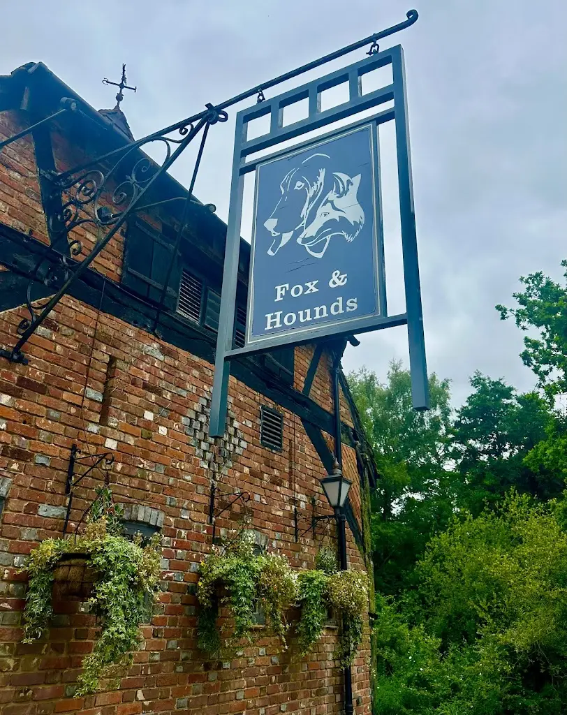 Lisa Whellans_Fox & Hounds_Bursledon_review