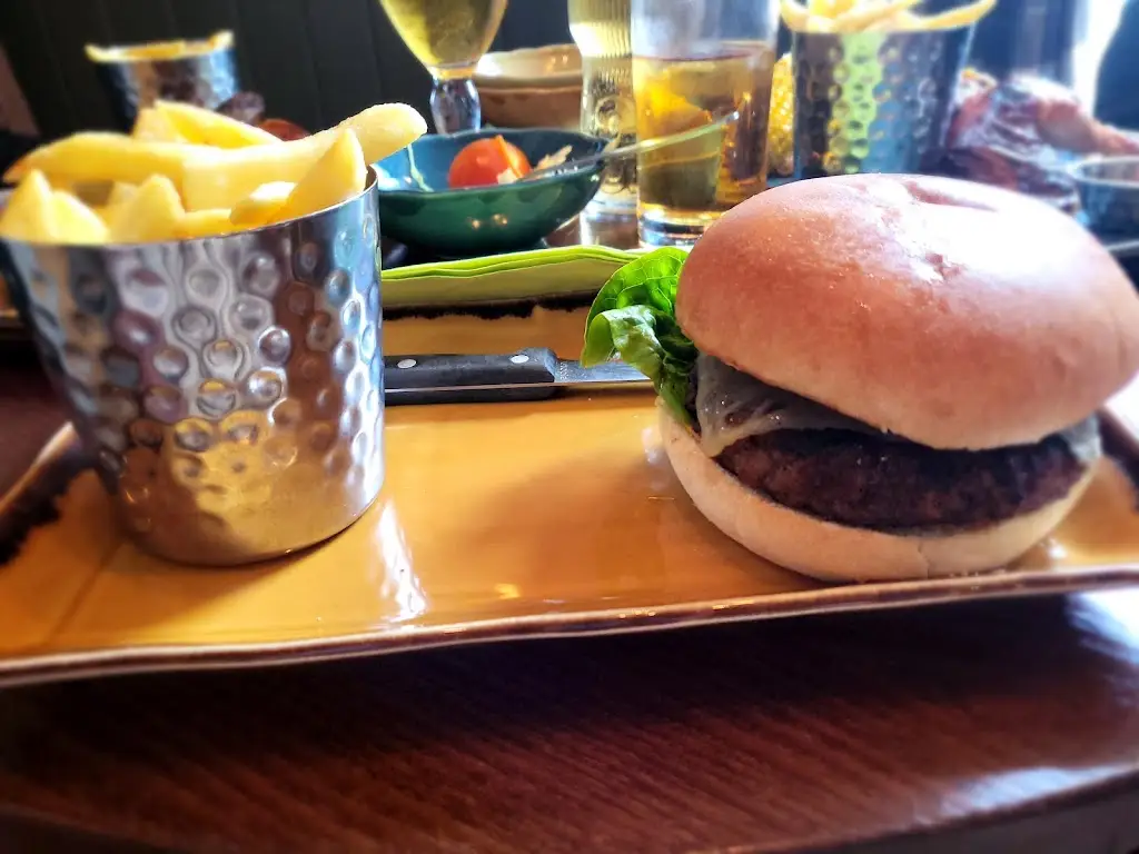 Menu_Amesbury Archer Harvester_Amesbury_image_9